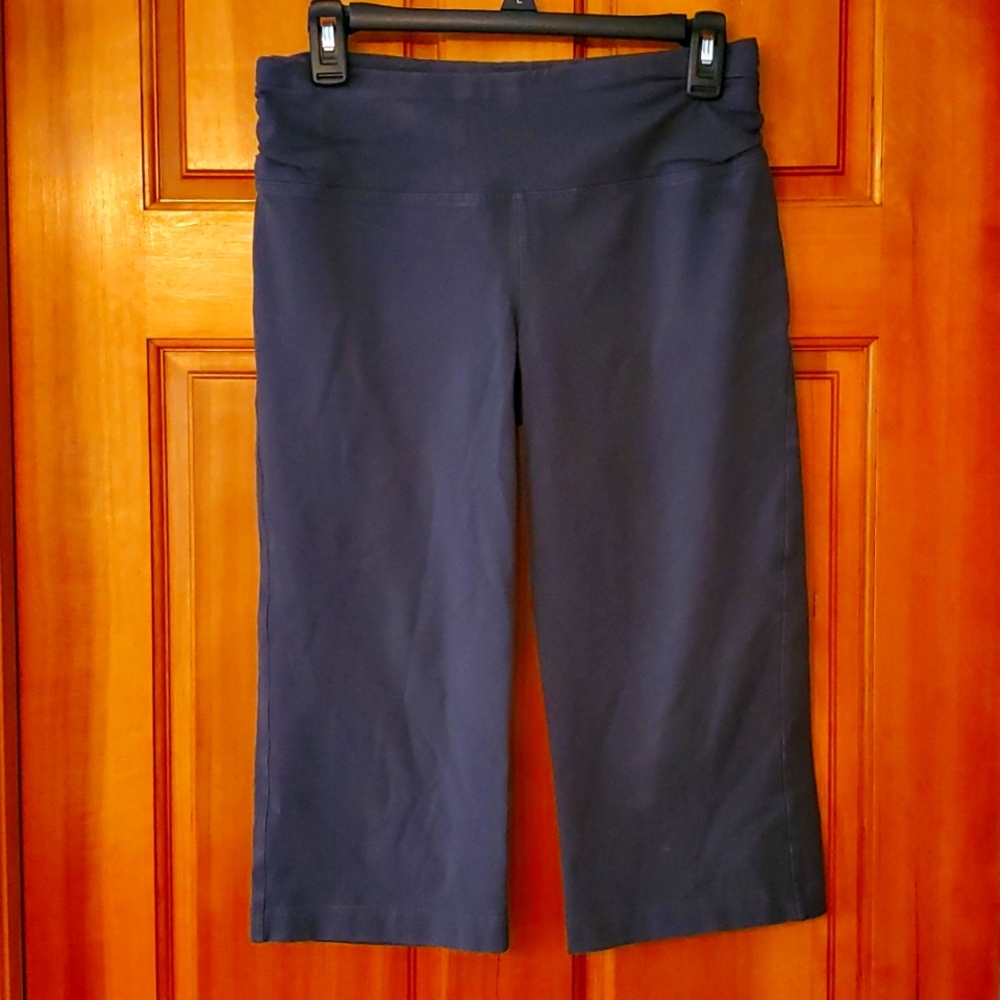 The North Face Dark‎ Grey Womans Size Small Athletic Legging Capris - Picture 2 of 13